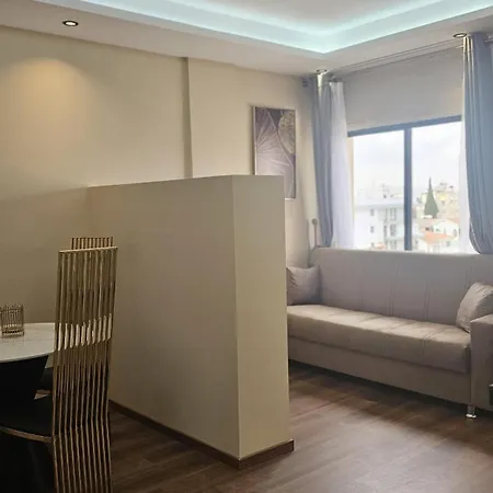 Apartment Gogh *