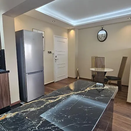 Gogh Apartment *