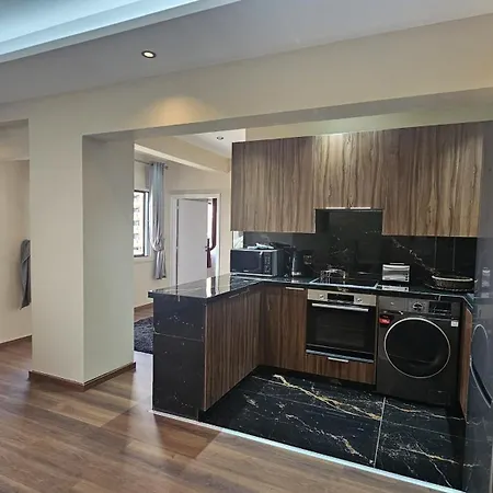 Gogh Apartment Larnaca